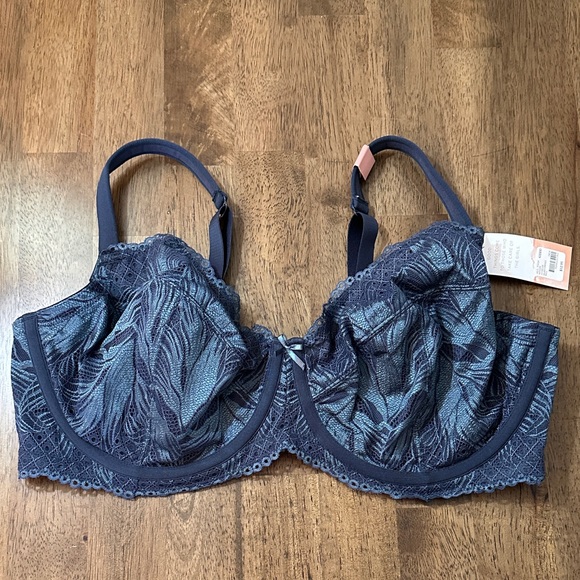 Cacique Other - Cacique Women's Navy Lace Underwire Bra - Blue. Size 42DDD. NWT